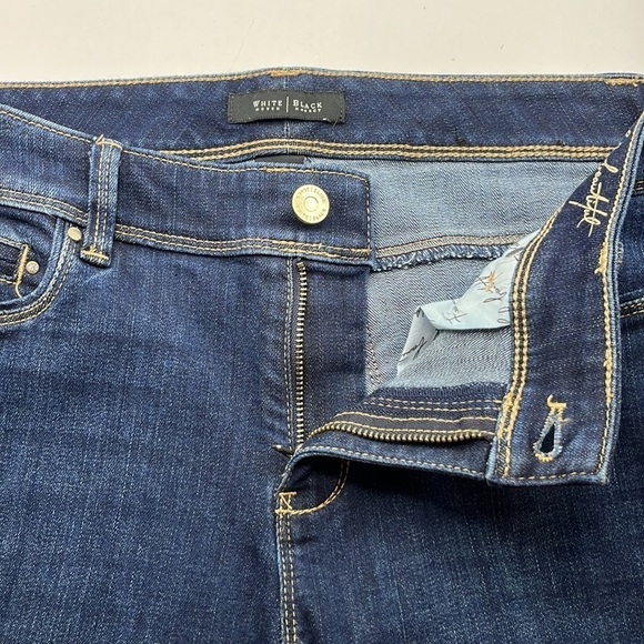 White House Black Market Boot Leg Size 4R - Picture 16 of 16